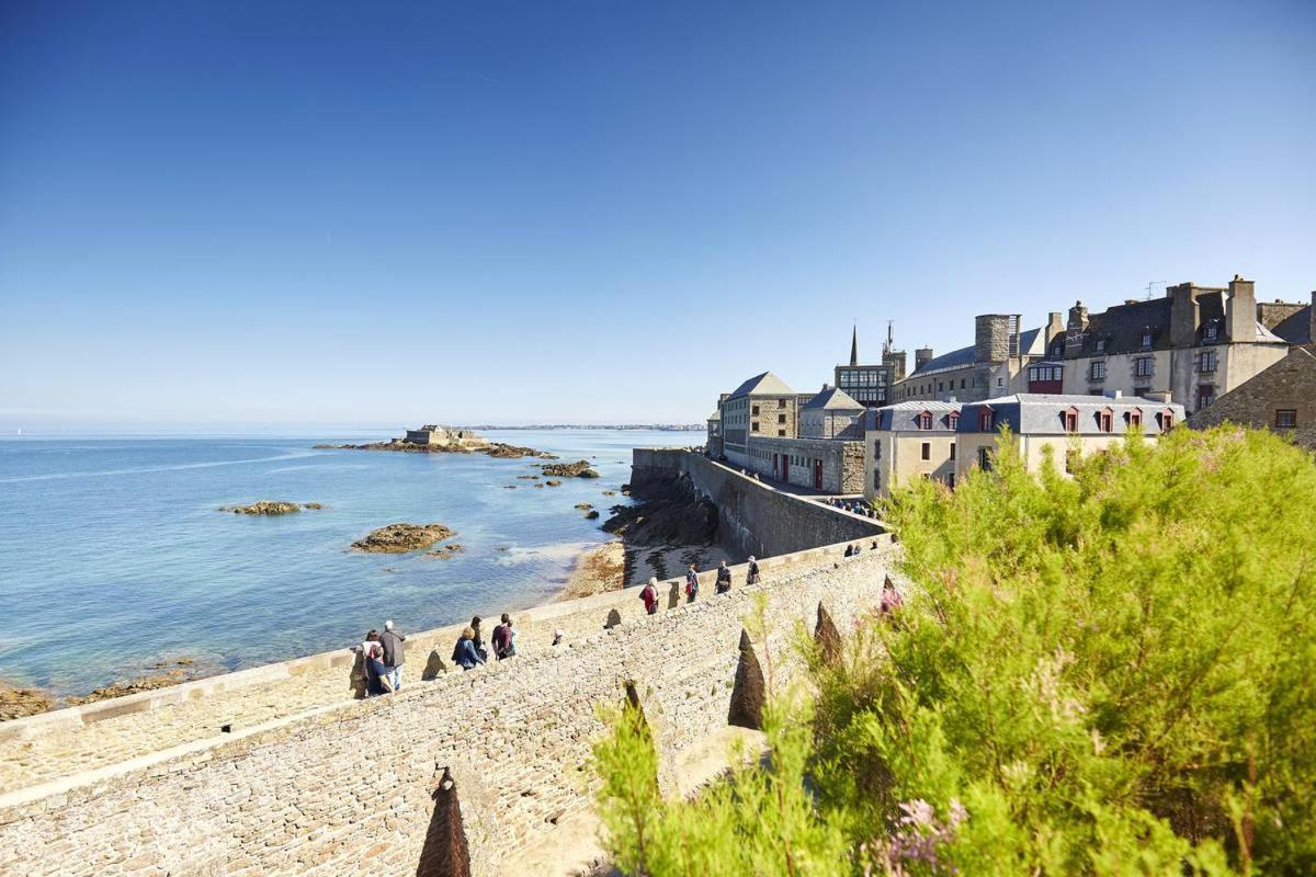 Chambre De La Nonne En Vacances Dol-de-Bretagne Dış mekan fotoğraf
